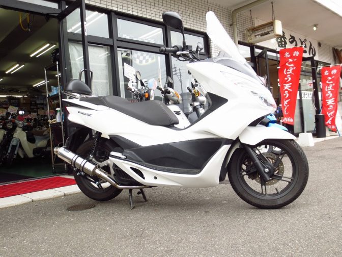 PCX125 カスタムマフラー取り付け！