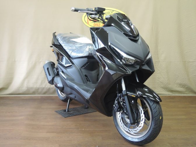 台湾製高性能スクーター！KYMCO　KRV180 入荷！！