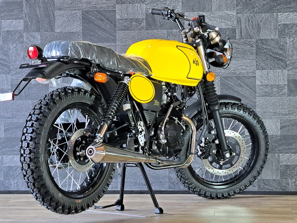 新車】ＡＪＳ テンペストスクランブラー１２５ 新車 ＦＩモデル 入荷 | バイクショップRIZE[ライズ] 福岡市西区 九大伊都キャンパス向かって左