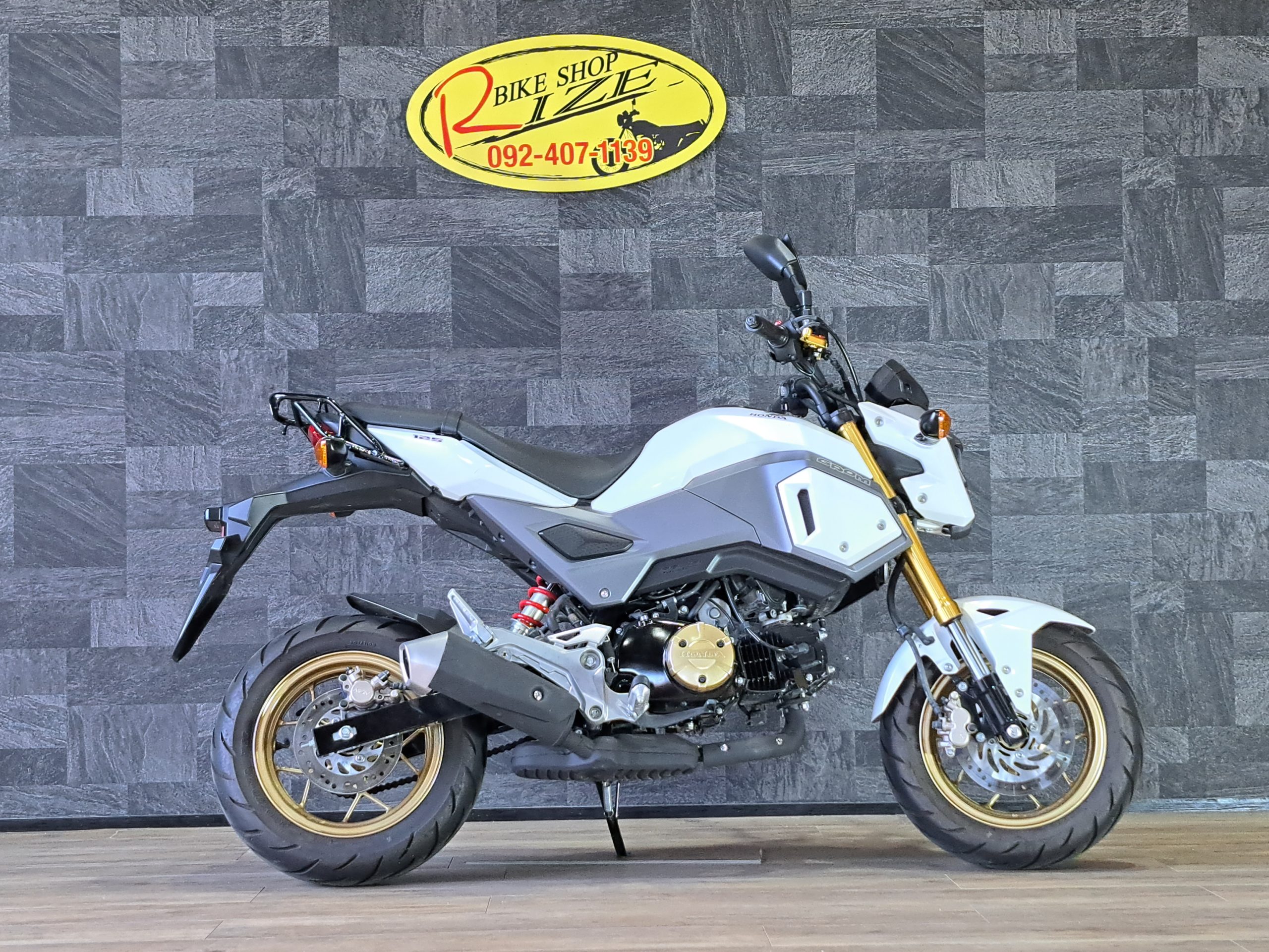 ホンダ グロム125-2型 パールホワイト！2630Km | バイクショップRIZE[ライズ] 福岡市西区 九大伊都キャンパス向かって左