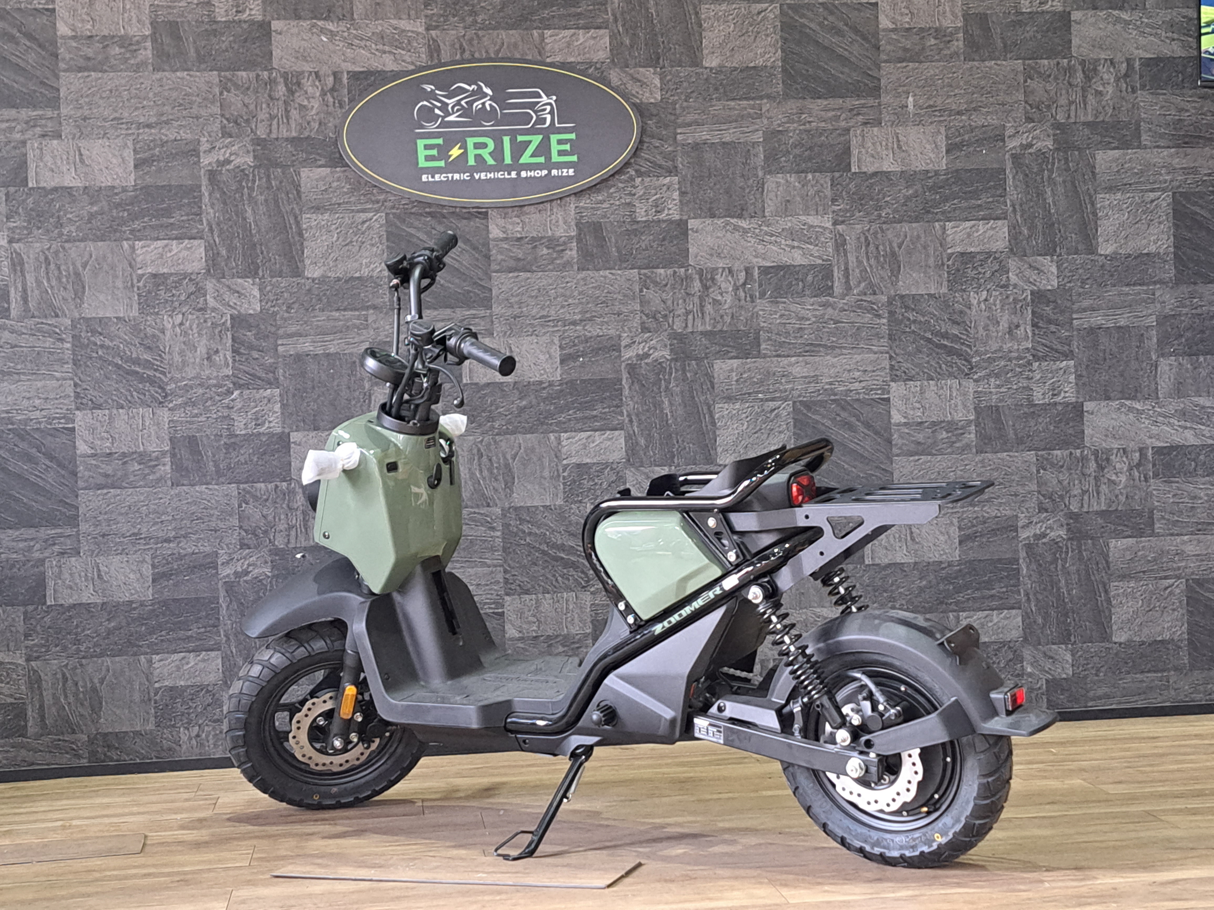 ズーマー50cc 　実働　乗って帰れる 海外で現役の絶版車】ホンダ「ズーマー」ミニマリストが再注目の異色
