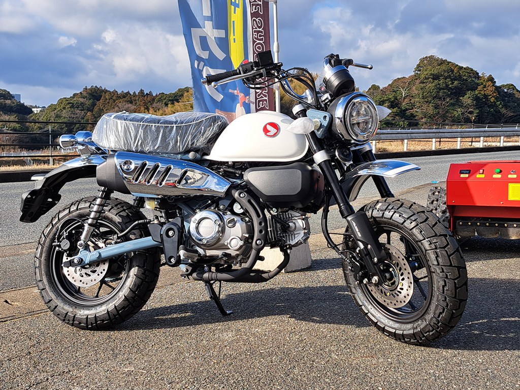 HONDA NEW Monkey！入荷！！モンキー125！！白/パールカデットグレー