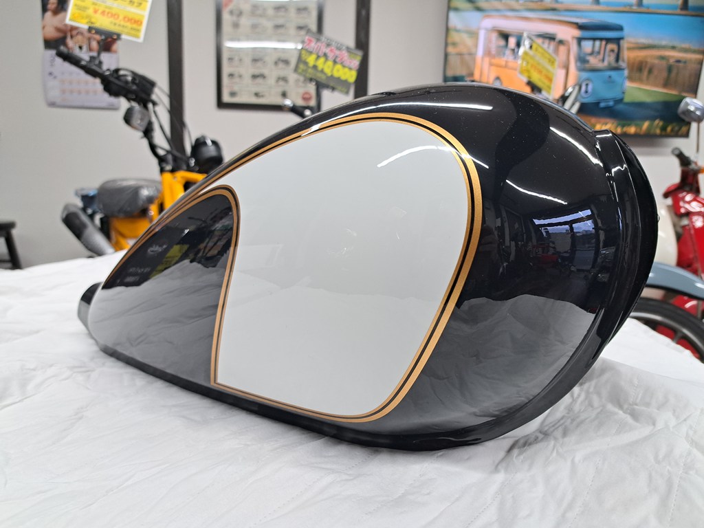 YB125SPの燃料タンクリペイント！ | バイクショップRIZE[ライズ] 福岡