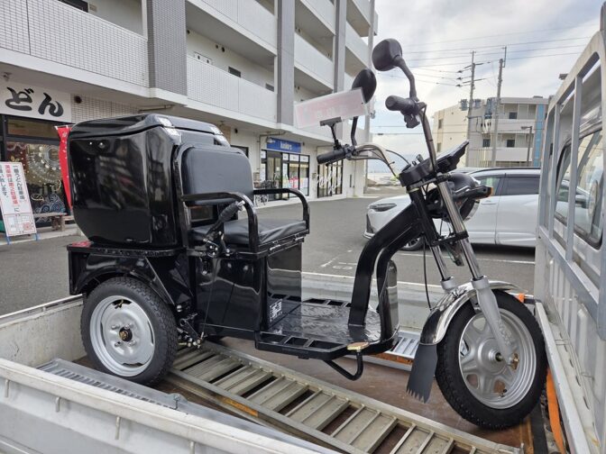 電動3輪バイク！リュウドブラック！今日も納車！！