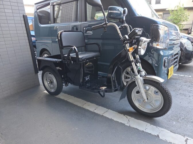 3輪電動バイク！リュウド！ブラック納車！！