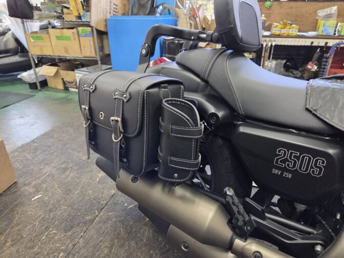 QJMOTORのSRV250Sのドレスアップ